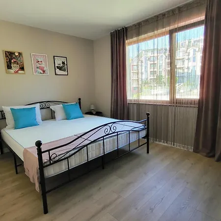 Delfin Vista 8 Kavarna- Sea & Mountain View *
