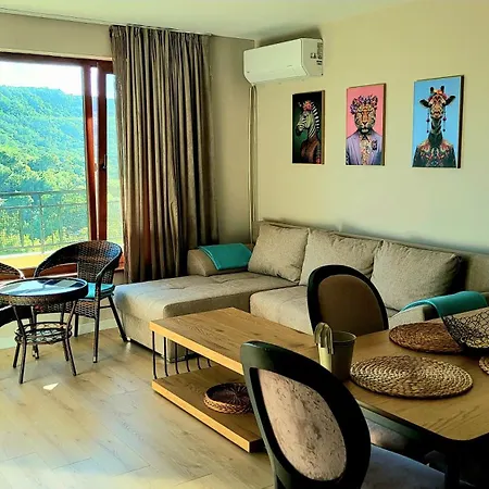 Delfin Vista 8 Kavarna- Sea & Mountain View Апартамент *
